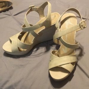 Tan American Rag wedges